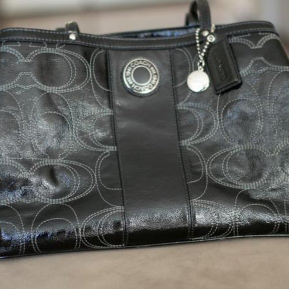 Coach F19215 Black Patent Leather Logo Kiss lock Carryall Purse Bag Stitched C - Picture 8 of 8